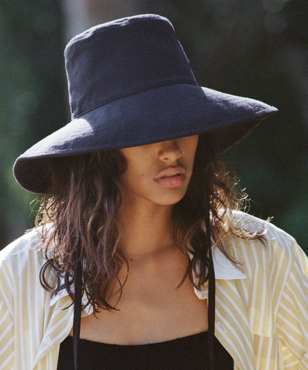 "Women's Packable Canvas Summer Hat"