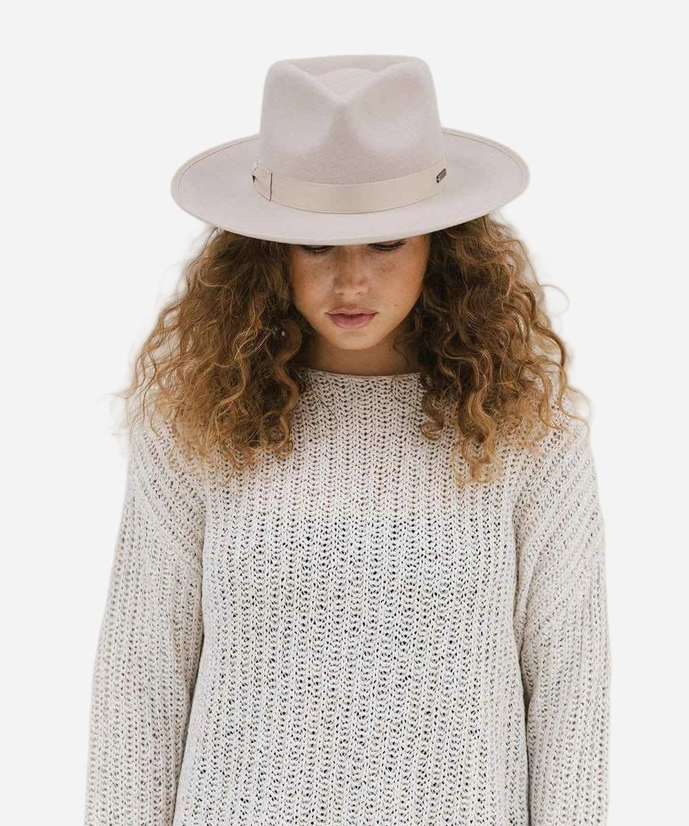 "beige fedora hat for women"