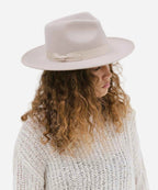 "monroe rancher fedora hat in beige"